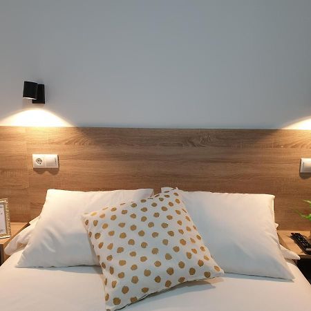 Norte Oviedo Rooms מדריד מראה חיצוני תמונה