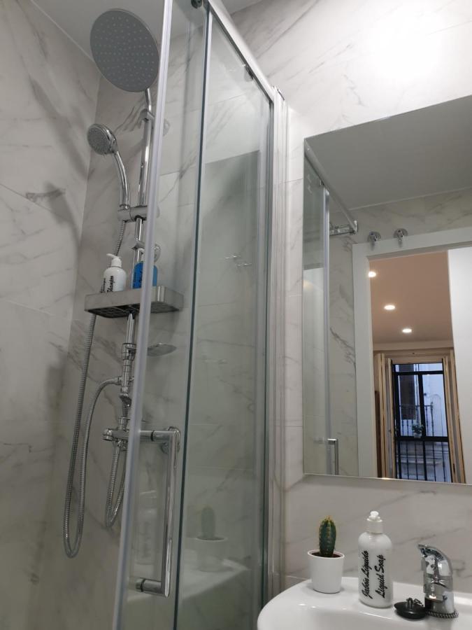 Norte Oviedo Rooms מדריד מראה חיצוני תמונה