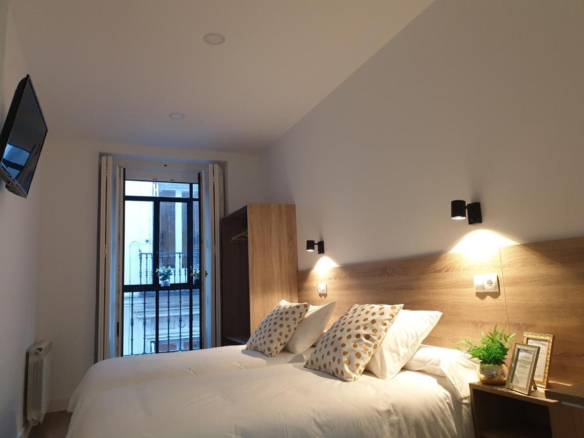 Norte Oviedo Rooms מדריד מראה חיצוני תמונה