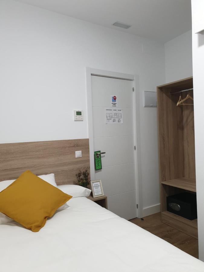 Norte Oviedo Rooms מדריד מראה חיצוני תמונה